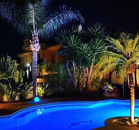 El Paraiso Deluxe Villa